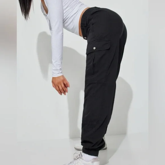 GARAGE brianna bubble cargo pants - Picture 3 of 3